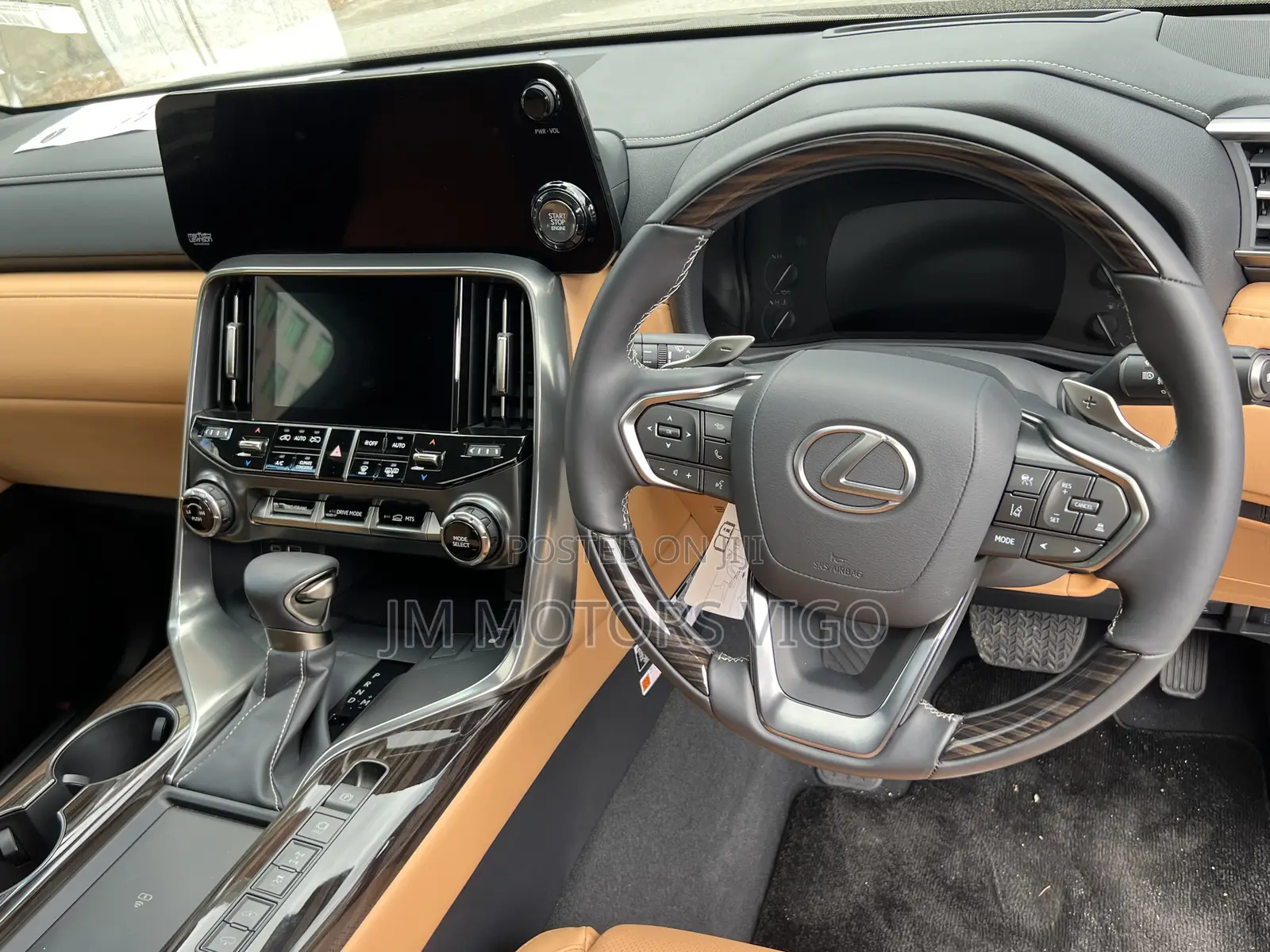 Lexus LX 2024 Green