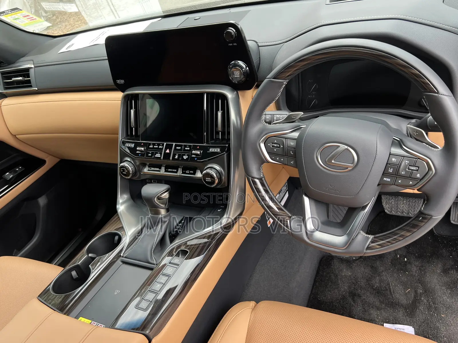 Lexus LX 2024 Green
