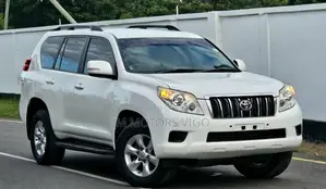 Toyota Land Cruiser Prado 2010 White