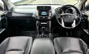 Toyota Land Cruiser Prado 2010 White