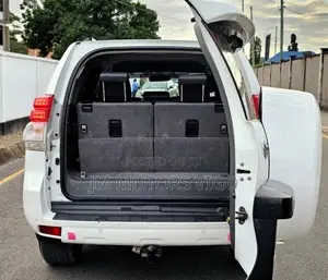 Toyota Land Cruiser Prado 2010 White