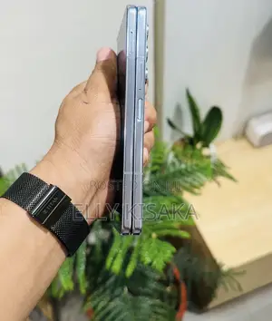 New Samsung Galaxy Z Fold 5 256 GB Gray