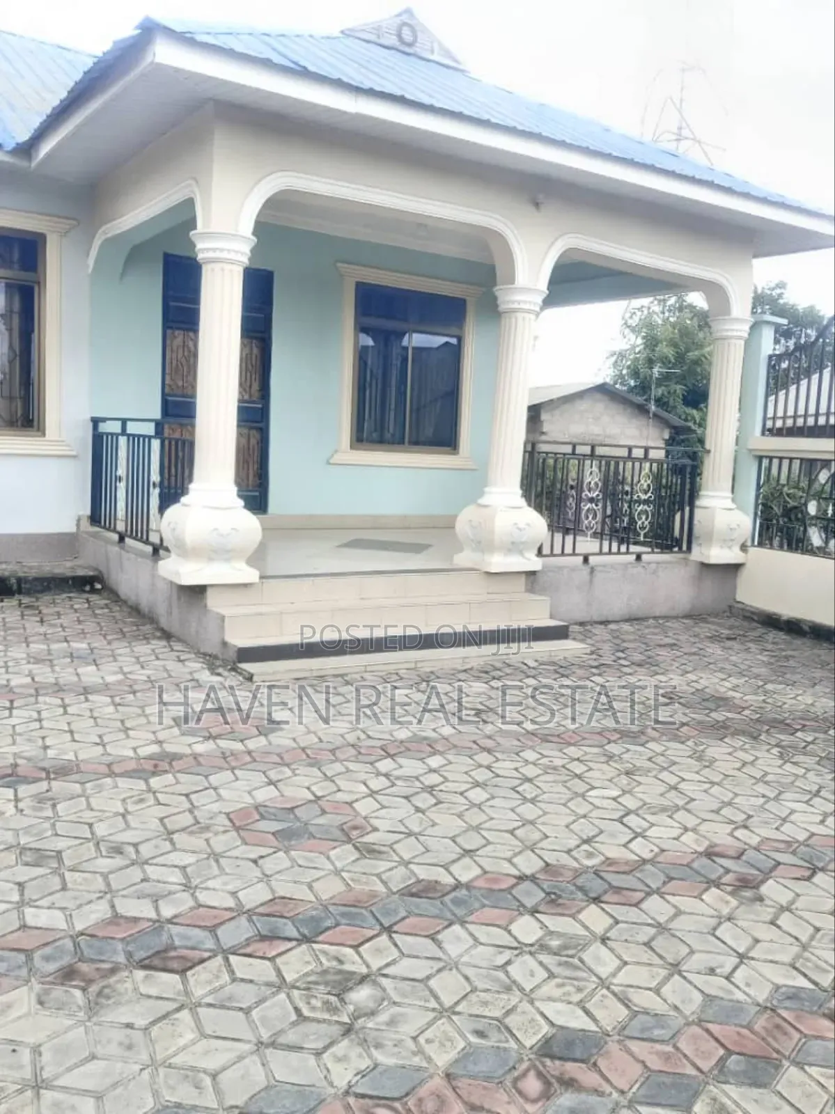 3bdrm House in Mbezi for sale