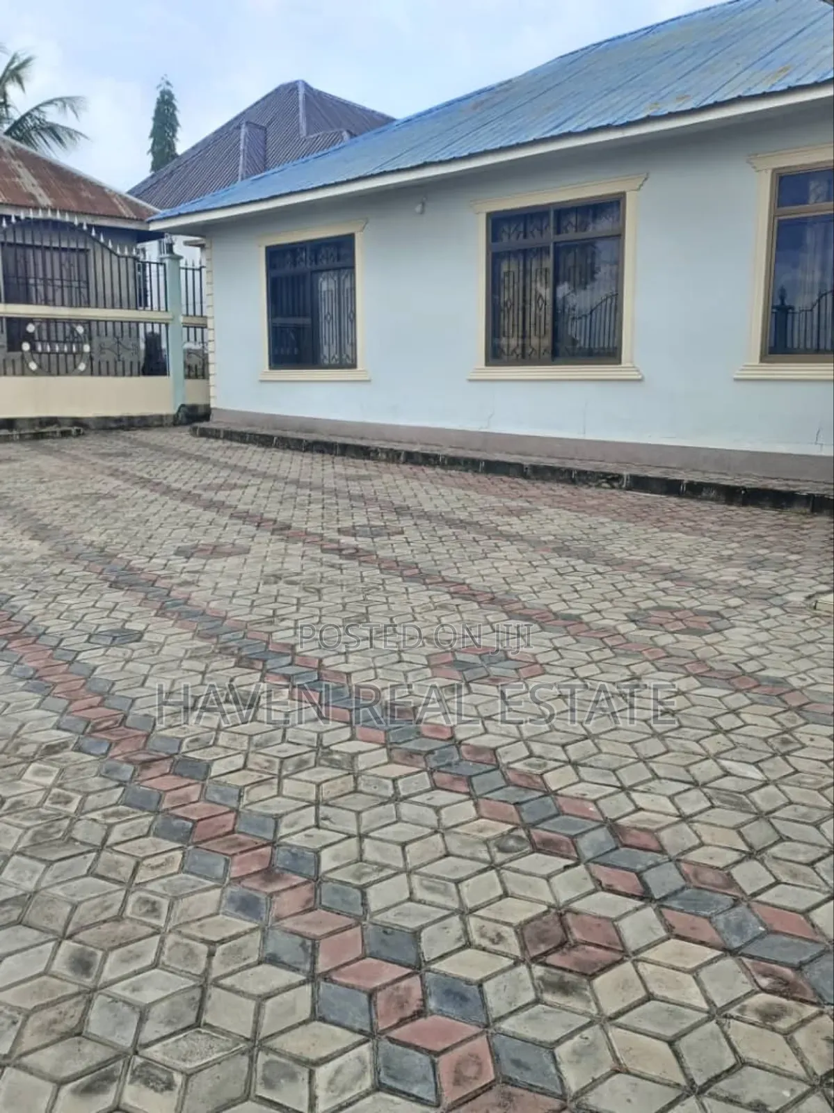 3bdrm House in Mbezi for sale