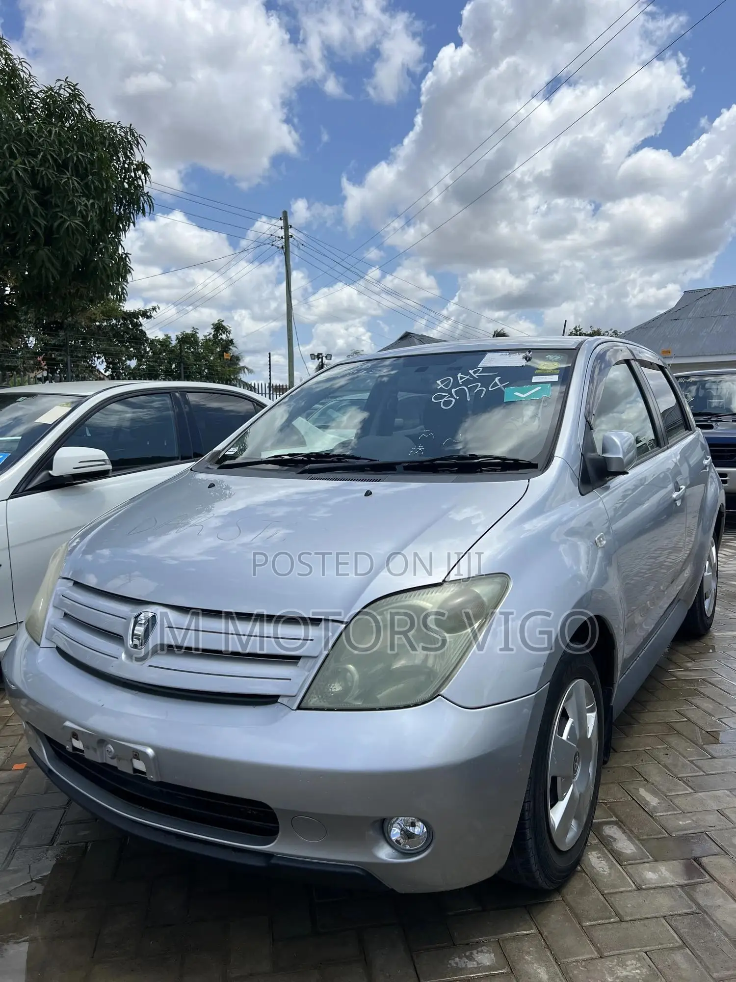 Toyota IST 2003 Silver