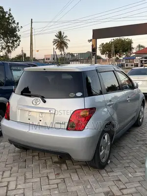 Toyota Land Cruiser Prado 2002 Silver