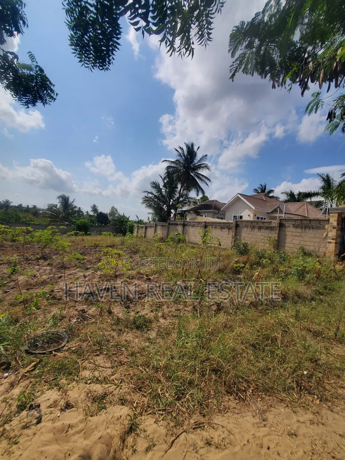 4bdrm House in Goba for sale
