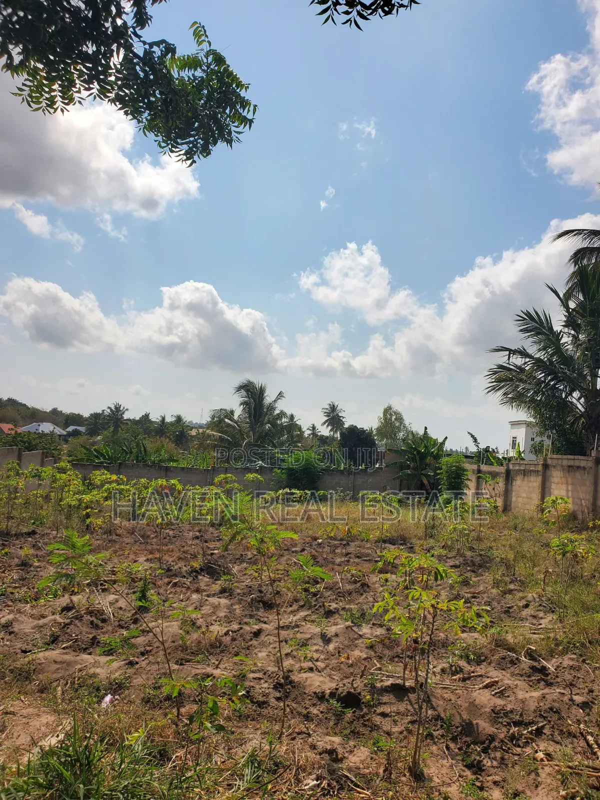 4bdrm House in Goba for sale
