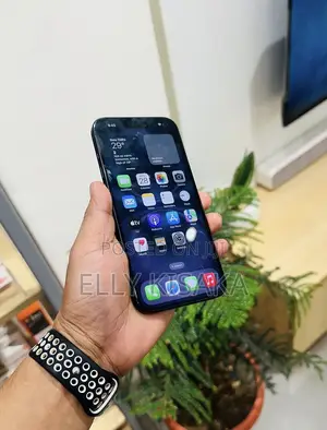 New Apple iPhone 16 128 GB Black