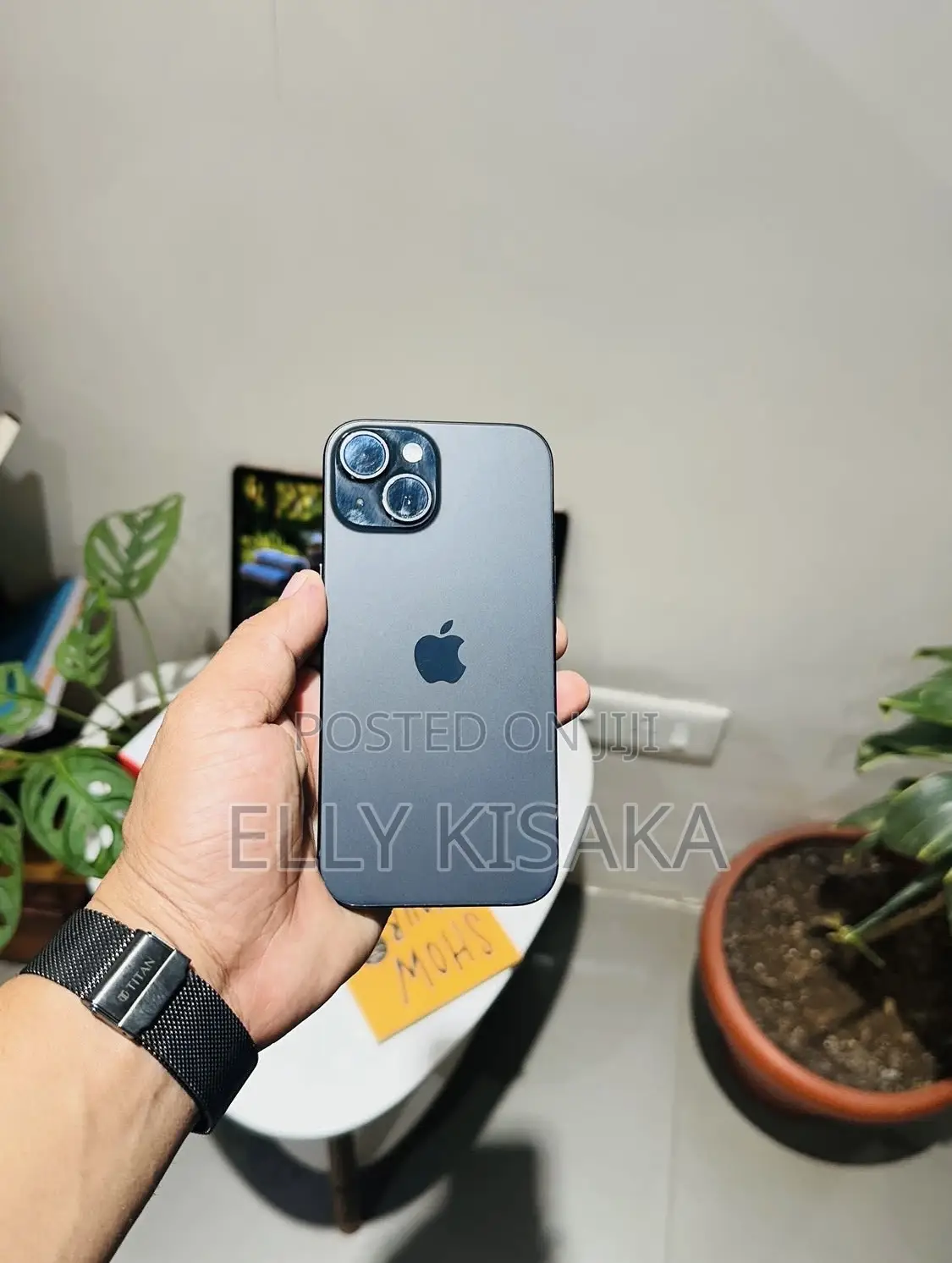 New Apple iPhone 15 256 GB Black