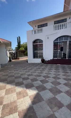 6bdrm House in Kunduchi for sale