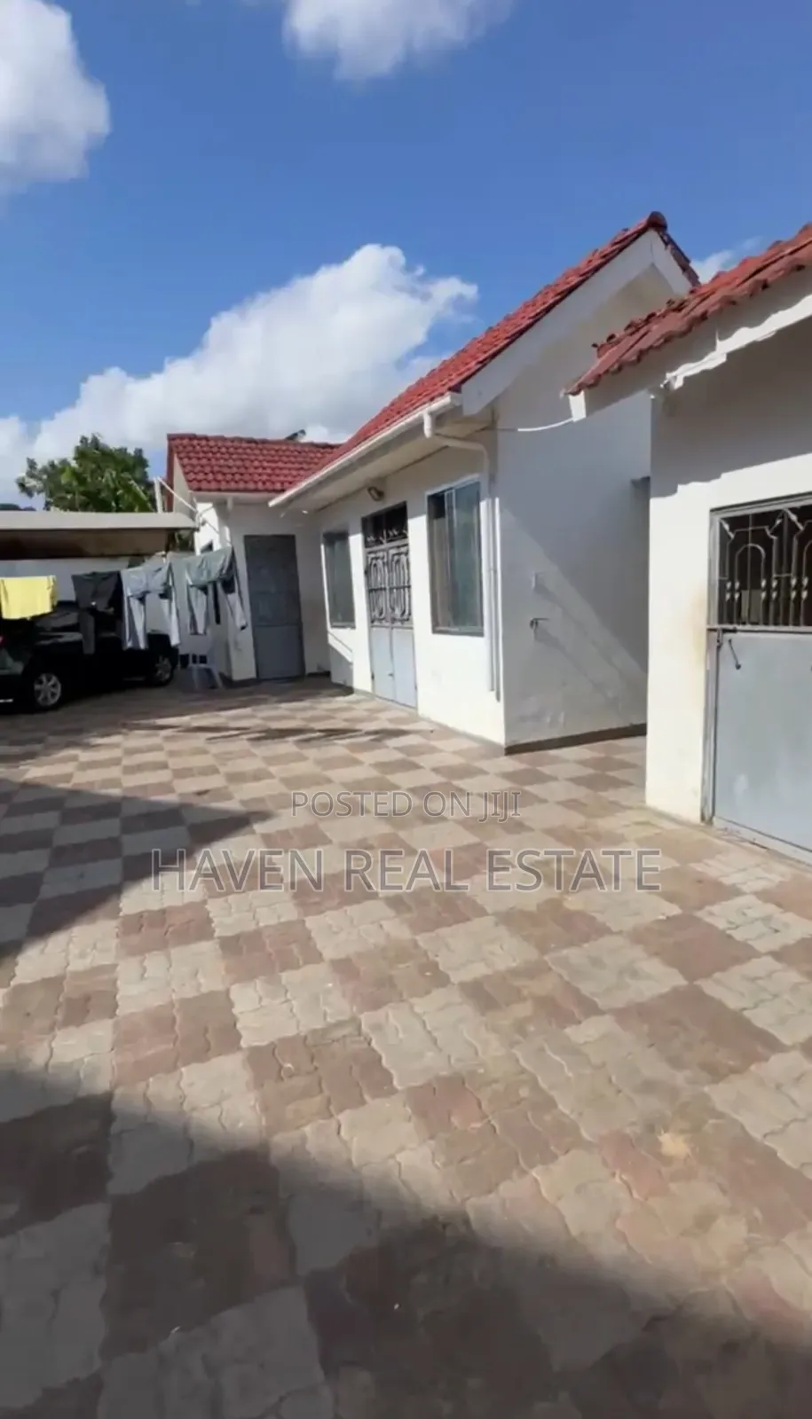 6bdrm House in Kunduchi for sale