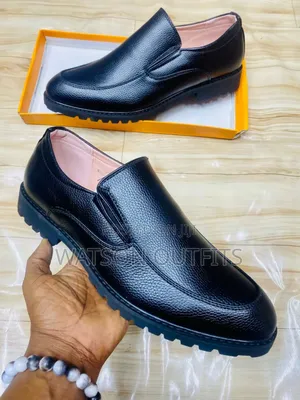 Men's Shoes Very Very Comfortable and Providing Excellent Looking