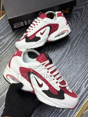 Airmax Traix Sneakers