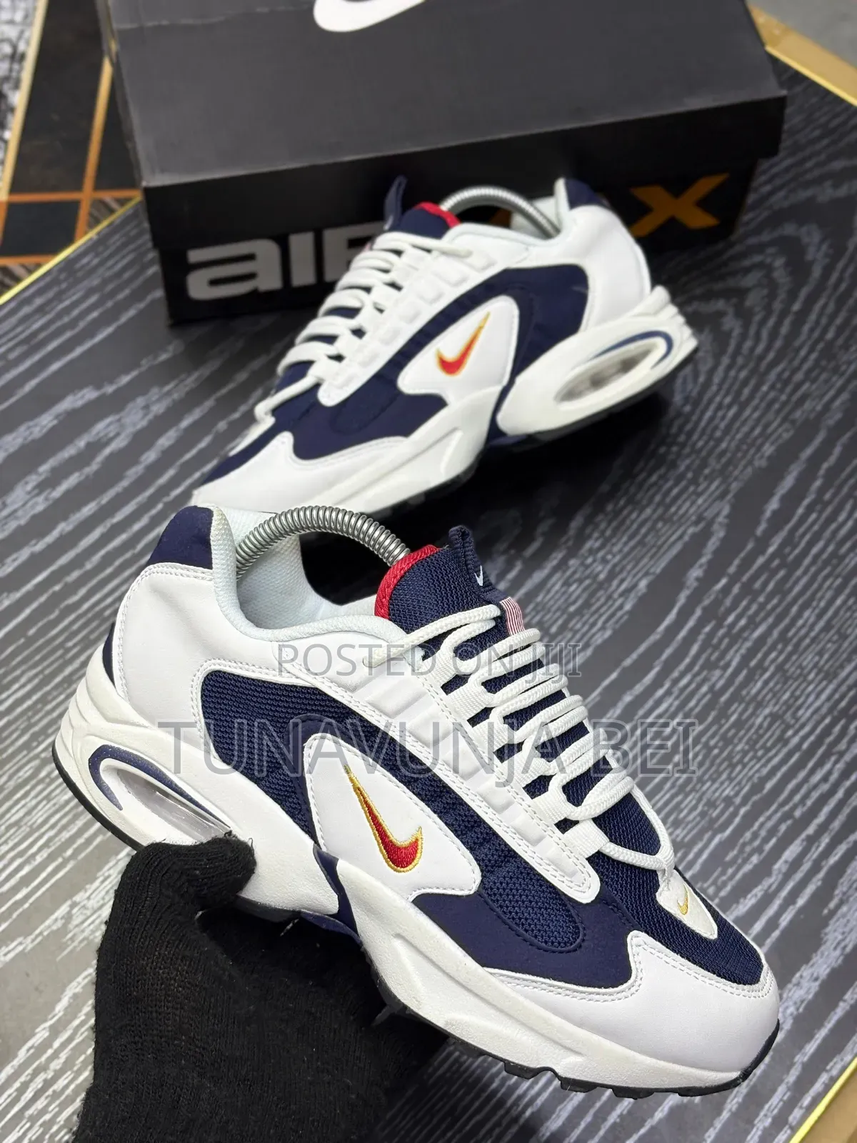 Airmax Traix Sneakers