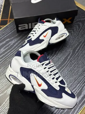 Airmax Traix Sneakers