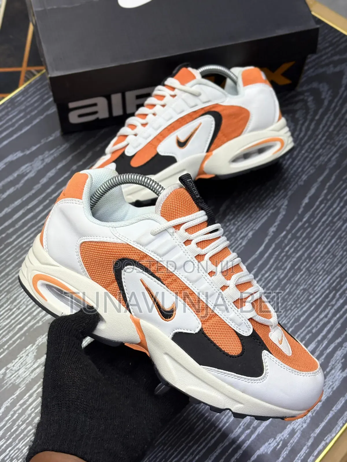 Airmax Traix Sneakers