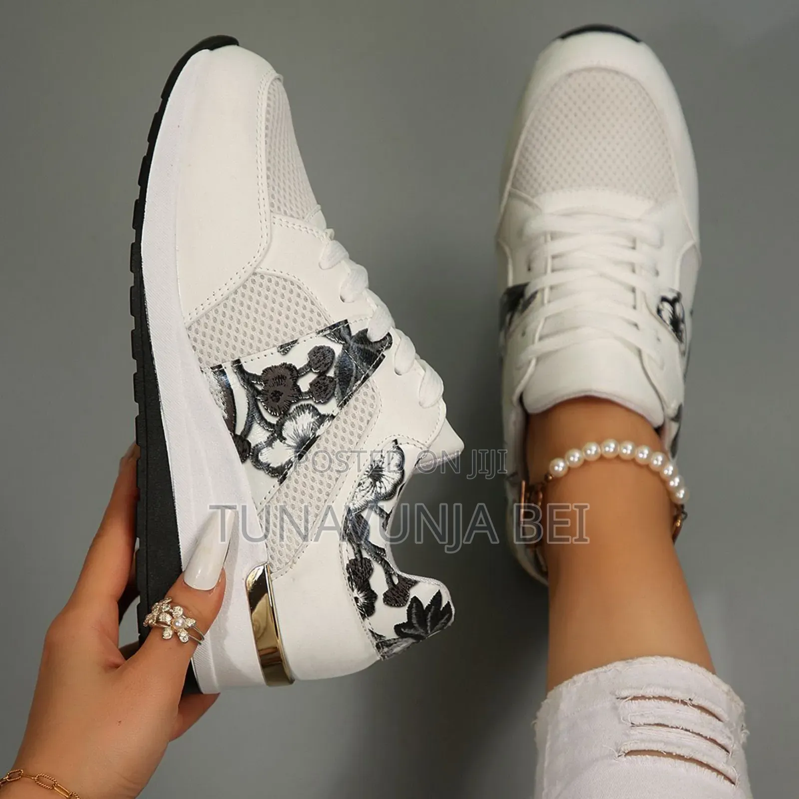 Ladies Sneakers 