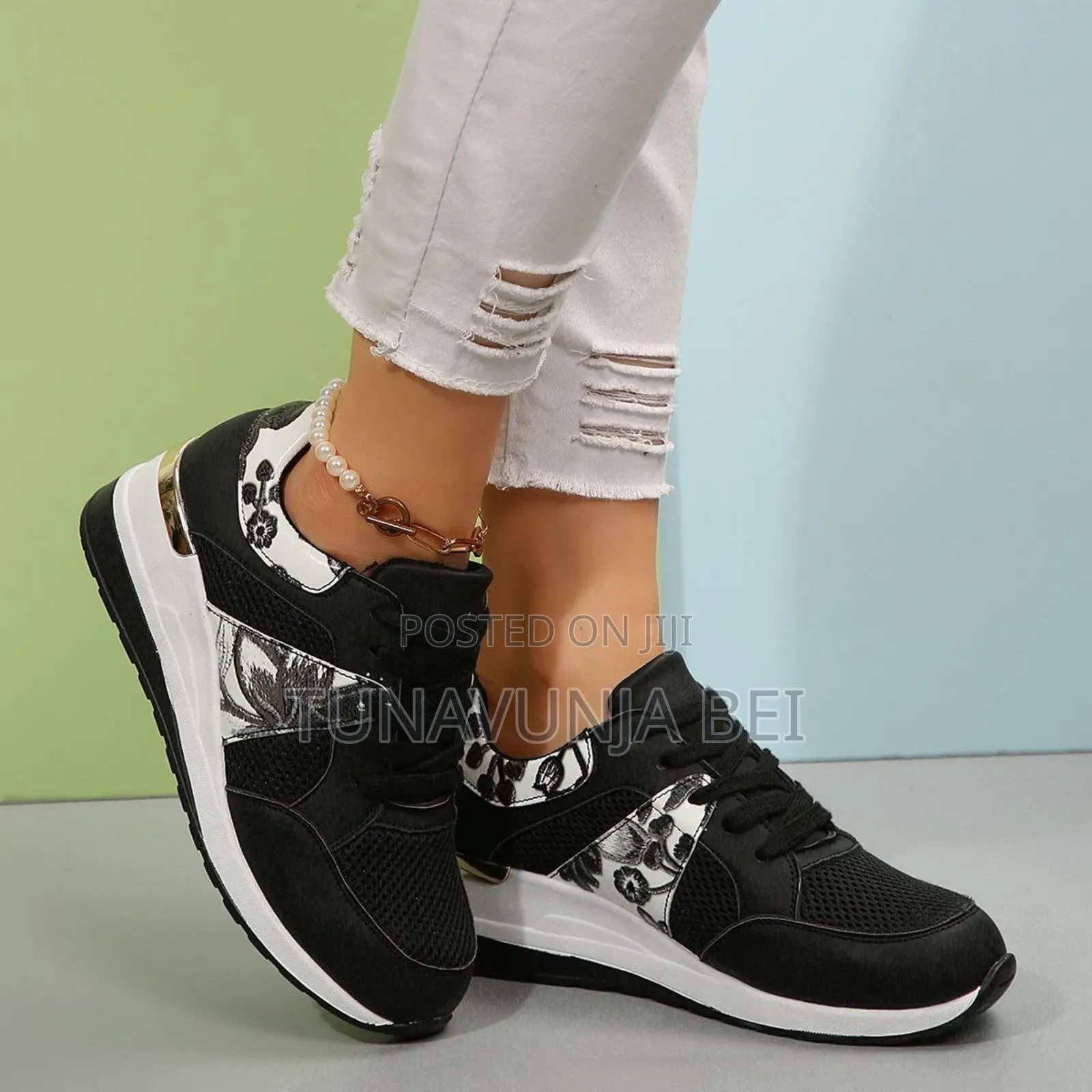 Ladies Sneakers 