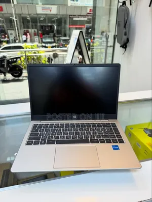 New Laptop HP 240 8GB Intel Core I3 SSD 512GB