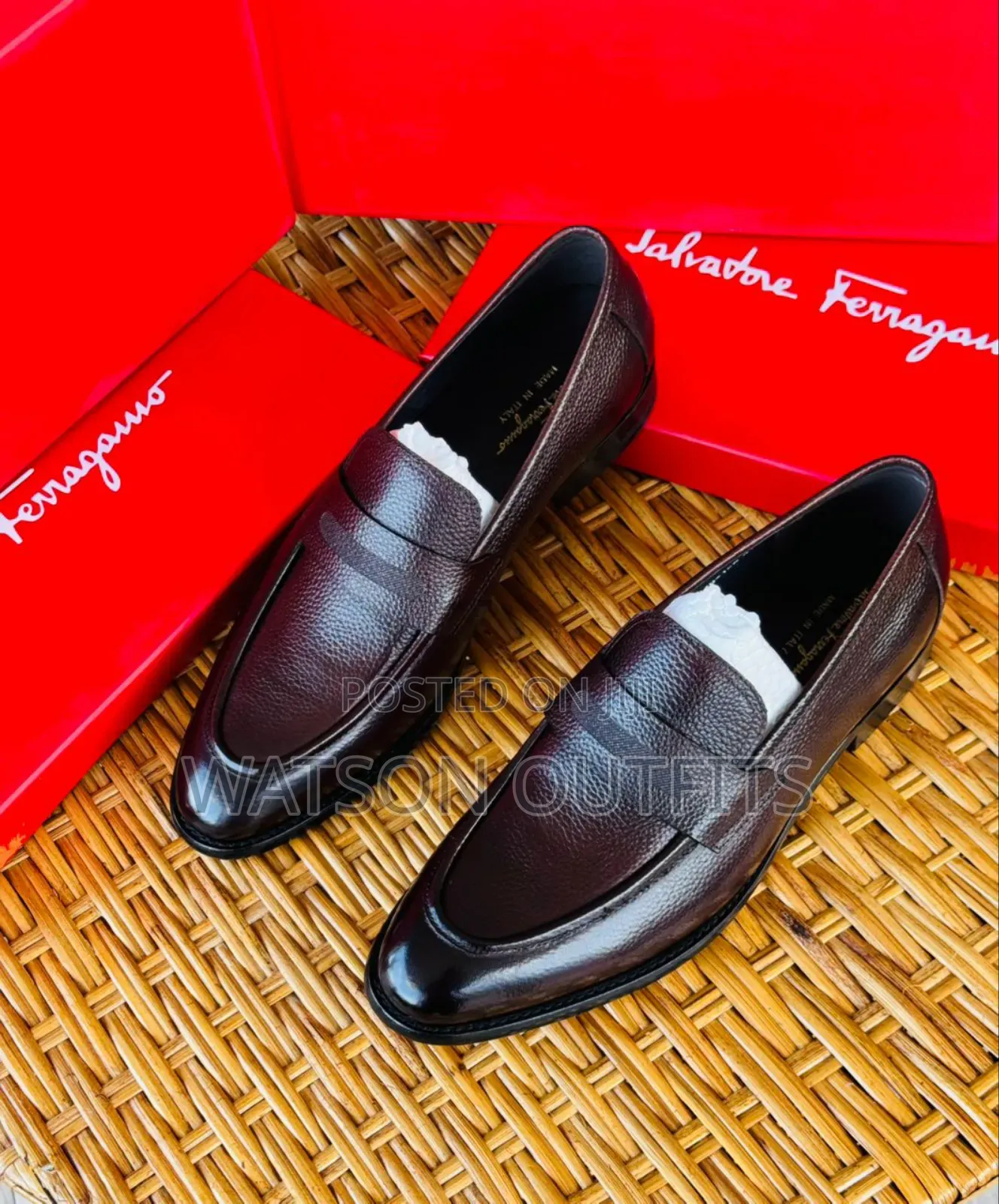 Men's Shoes or Footwears or Viatu Vya Kiume Very Official and Stylish