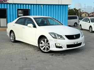 Toyota Crown 2009 Off white
