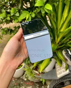 New Samsung Galaxy Z Flip6 256 GB Blue