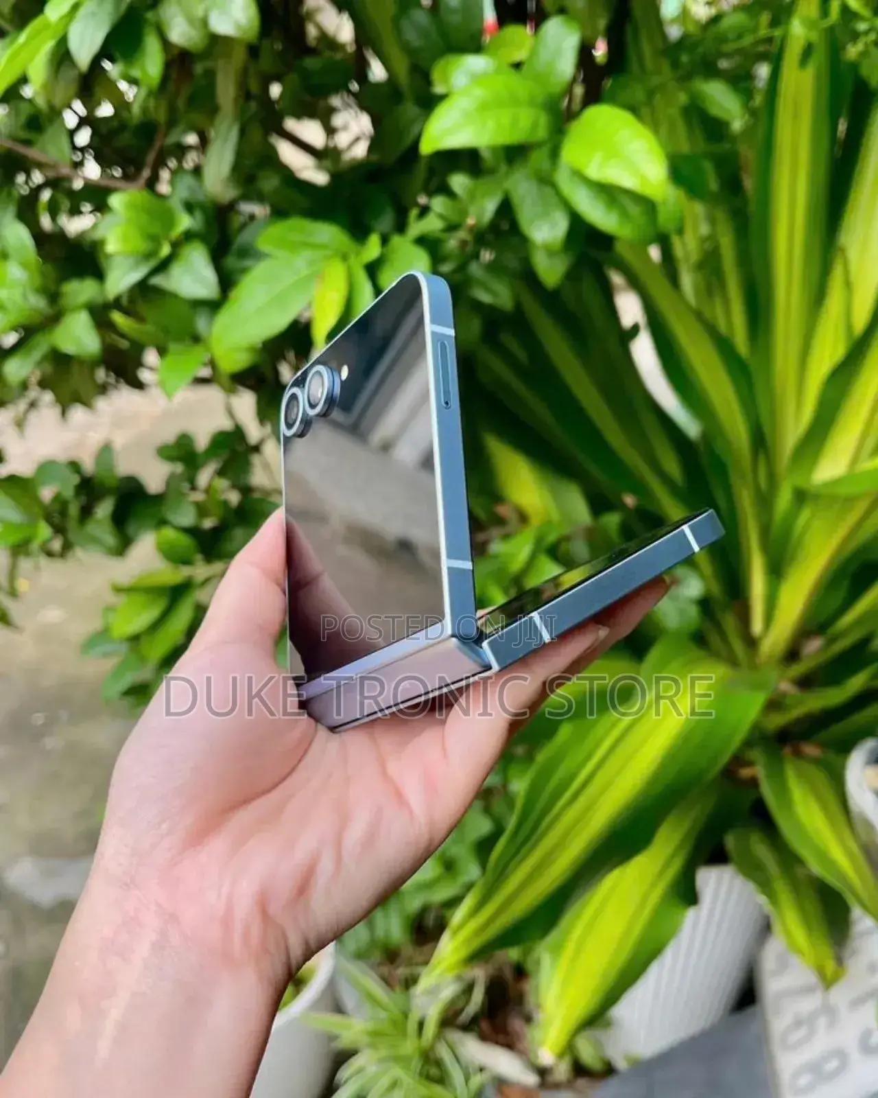 New Samsung Galaxy Z Flip6 256 GB Blue