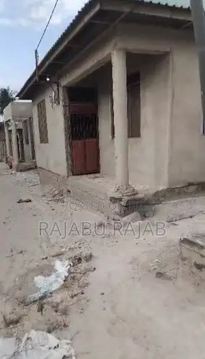 6bdrm Room & Parlour in Chanika for rent