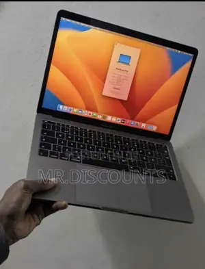 New Laptop Apple MacBook Pro 2017 8GB Intel Core I5 SSD 128GB