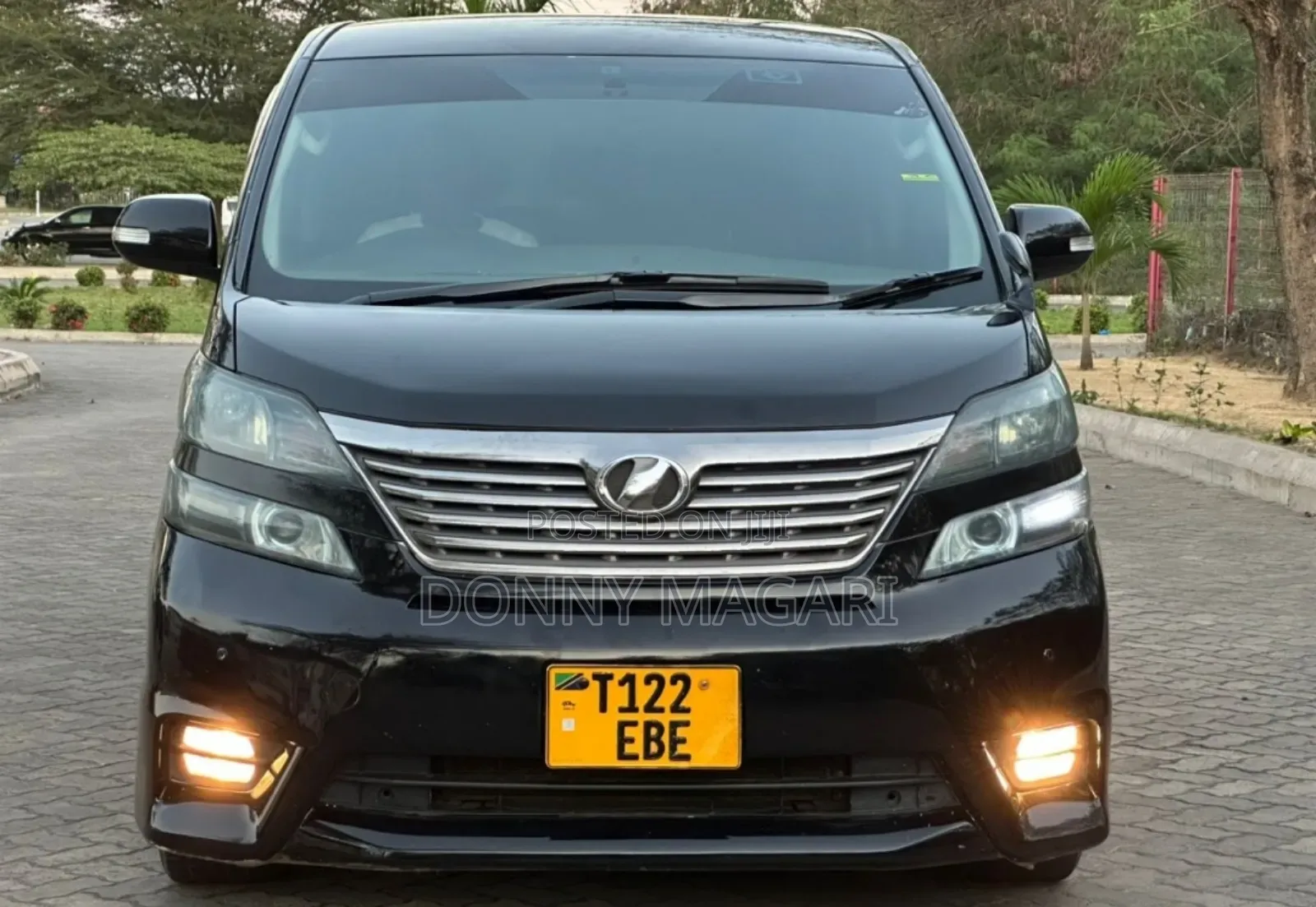 Toyota Vellfire 2009 Black