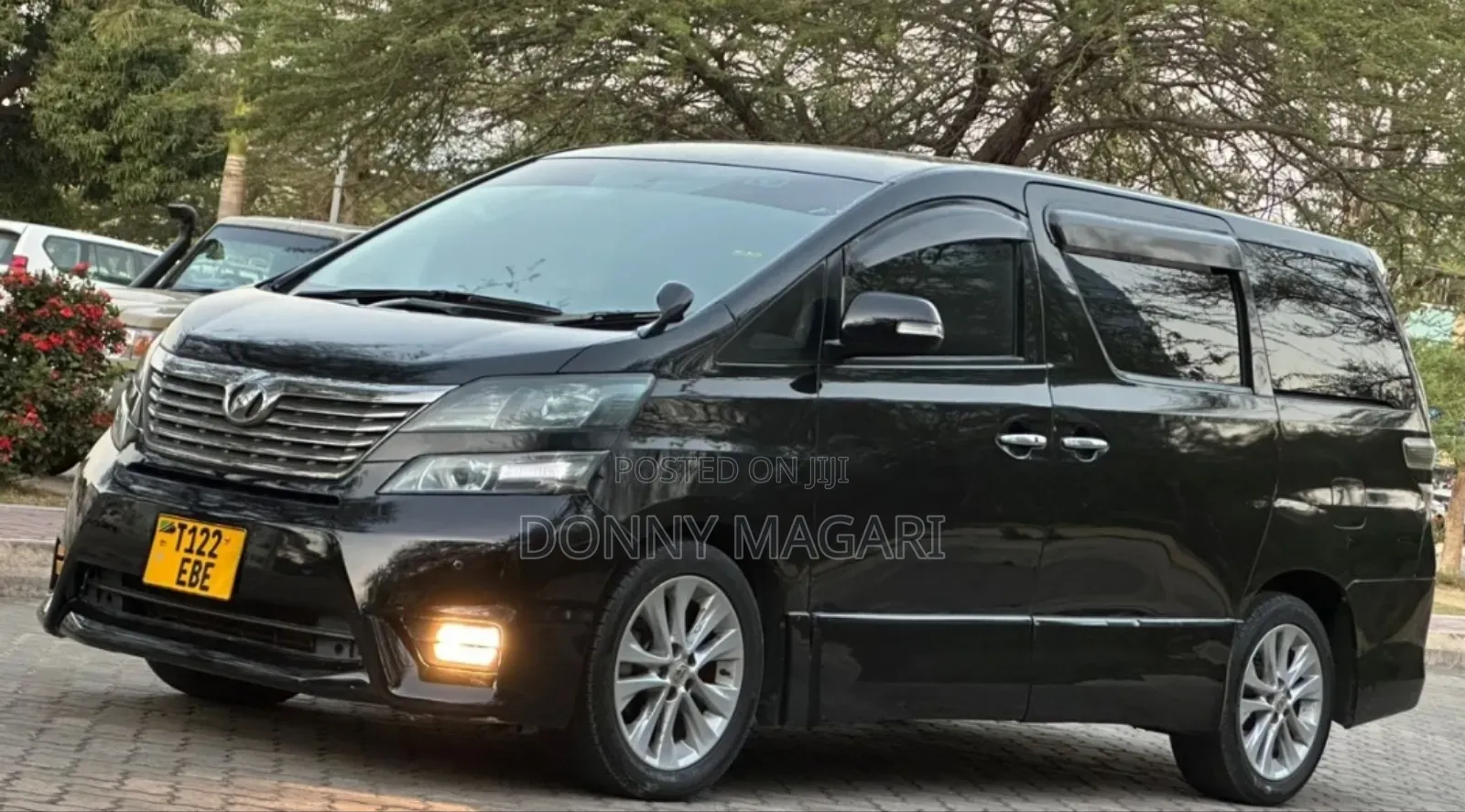 Toyota Vellfire 2009 Black