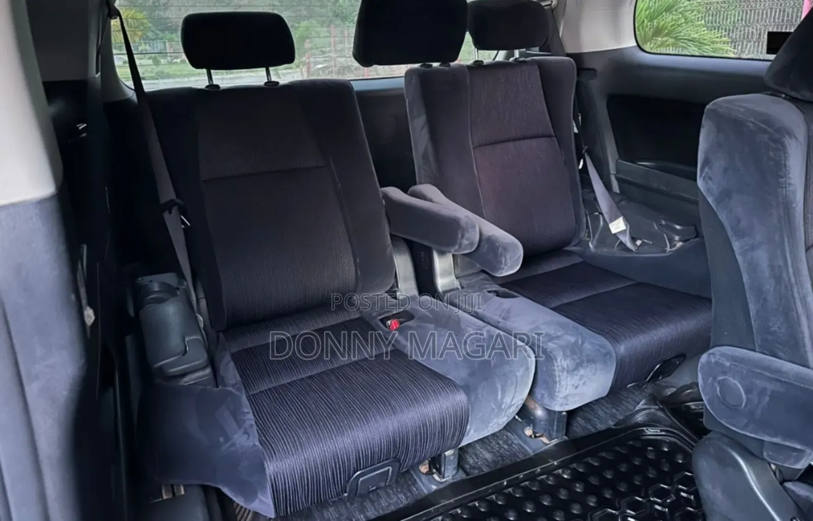 Toyota Vellfire 2009 Black