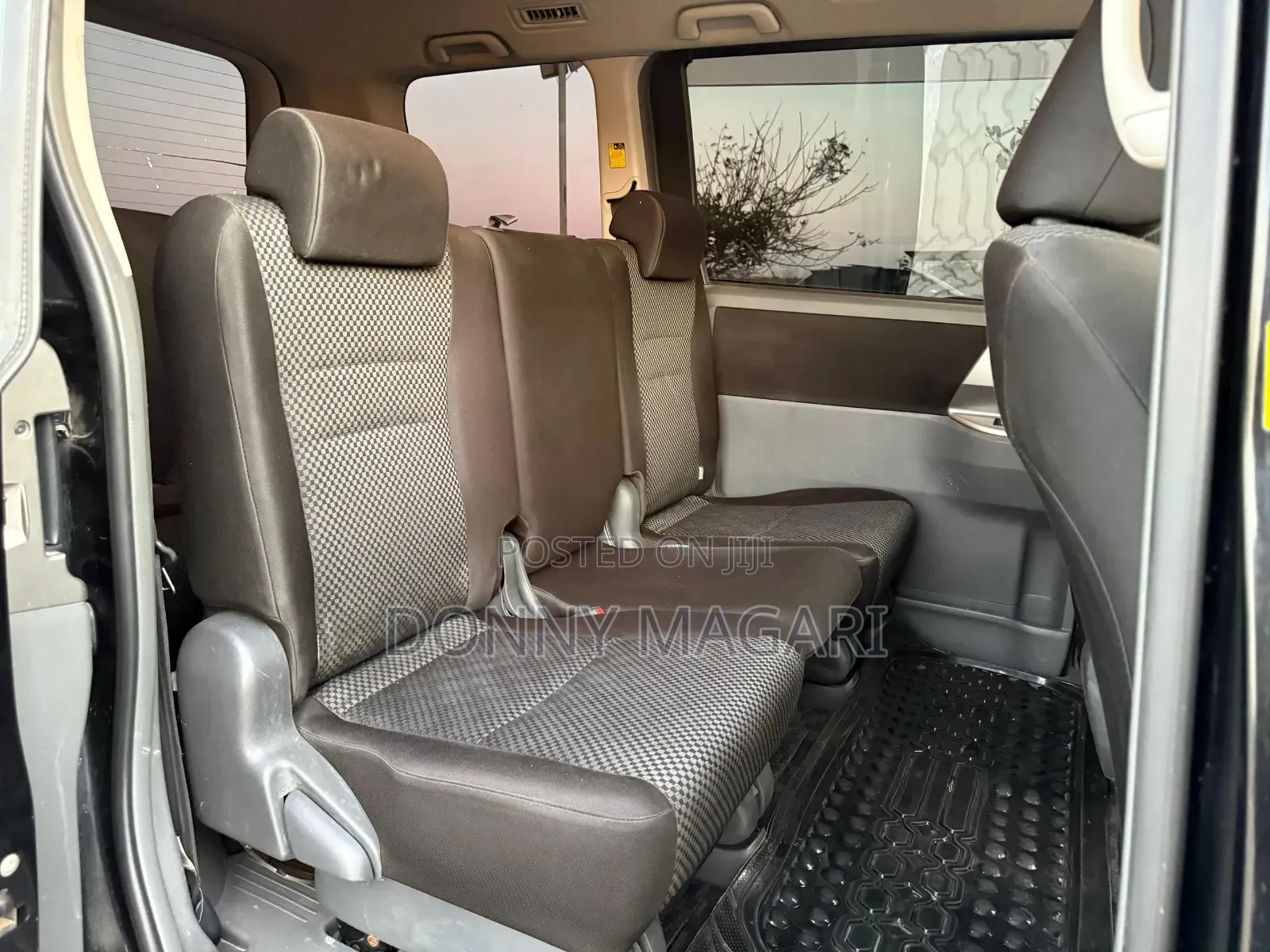 Toyota Noah 2009 Black