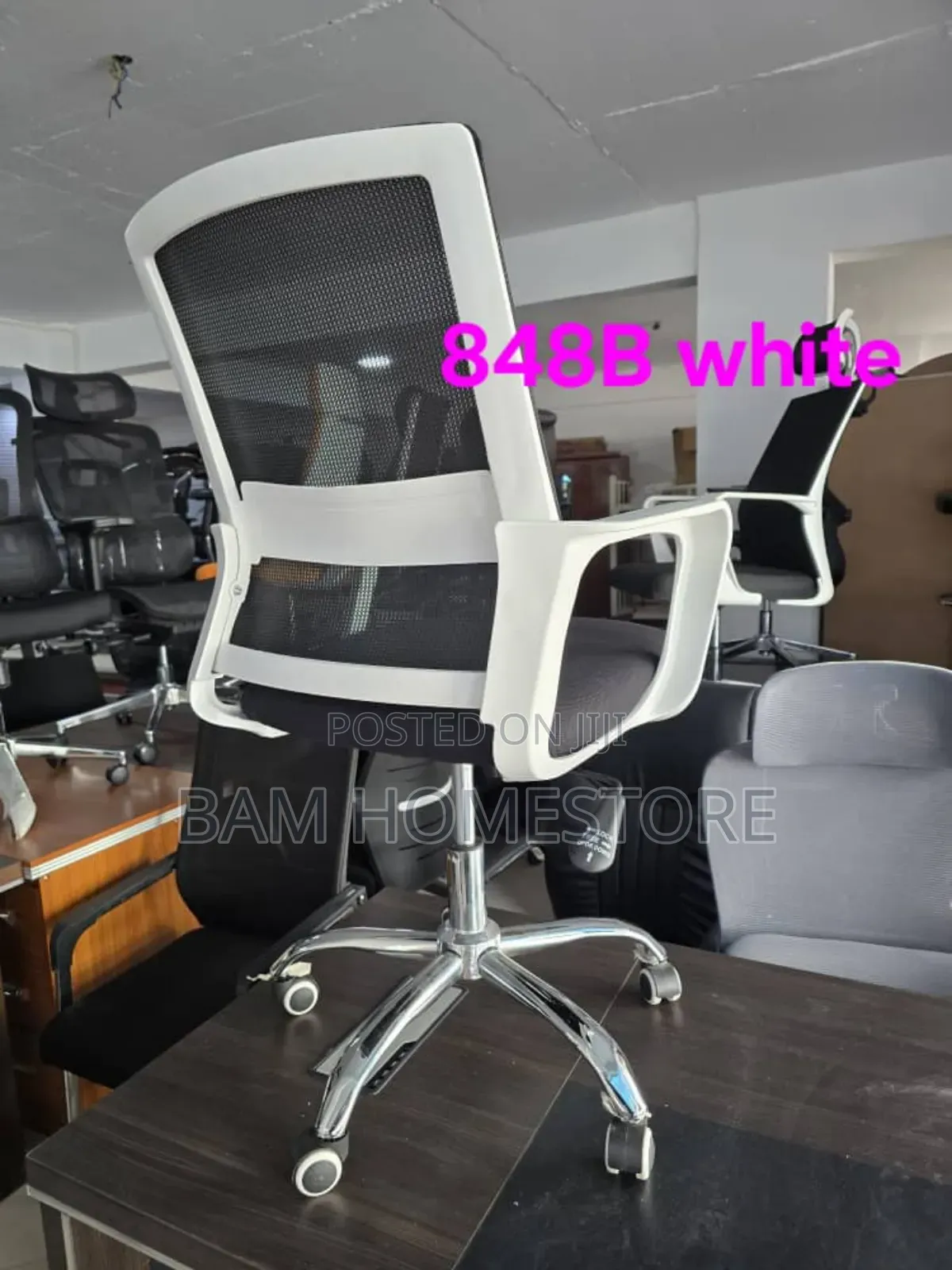 Modern Ergonomic Mesh Office Chair (White Frame)
