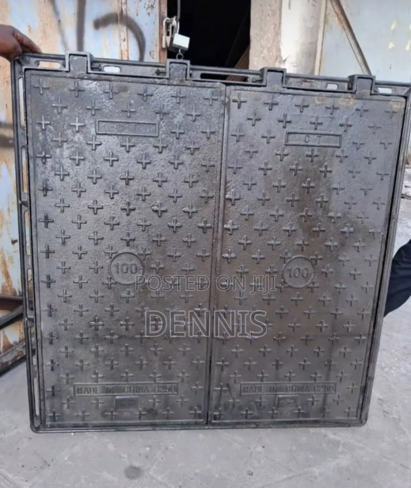 Manhole Cover Ya Chuma 100x100cm