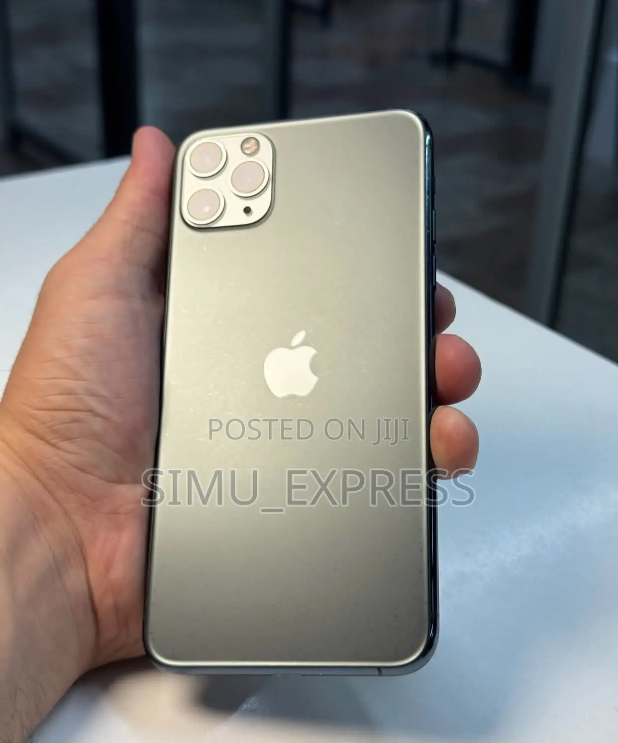 Apple iPhone 11 Pro Max 64 GB Green