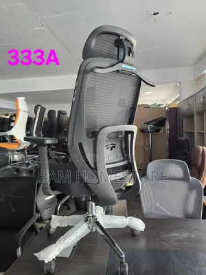 Ergonomic Rotatable Executive Office Chair