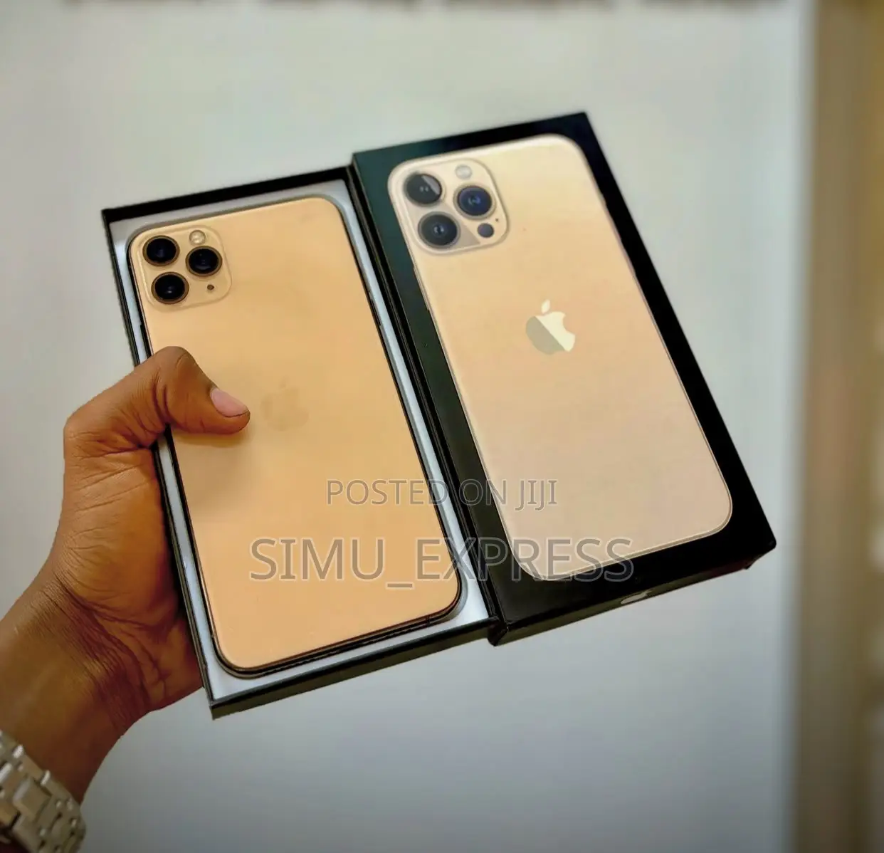 New Apple iPhone 11 Pro Max 256 GB Gold