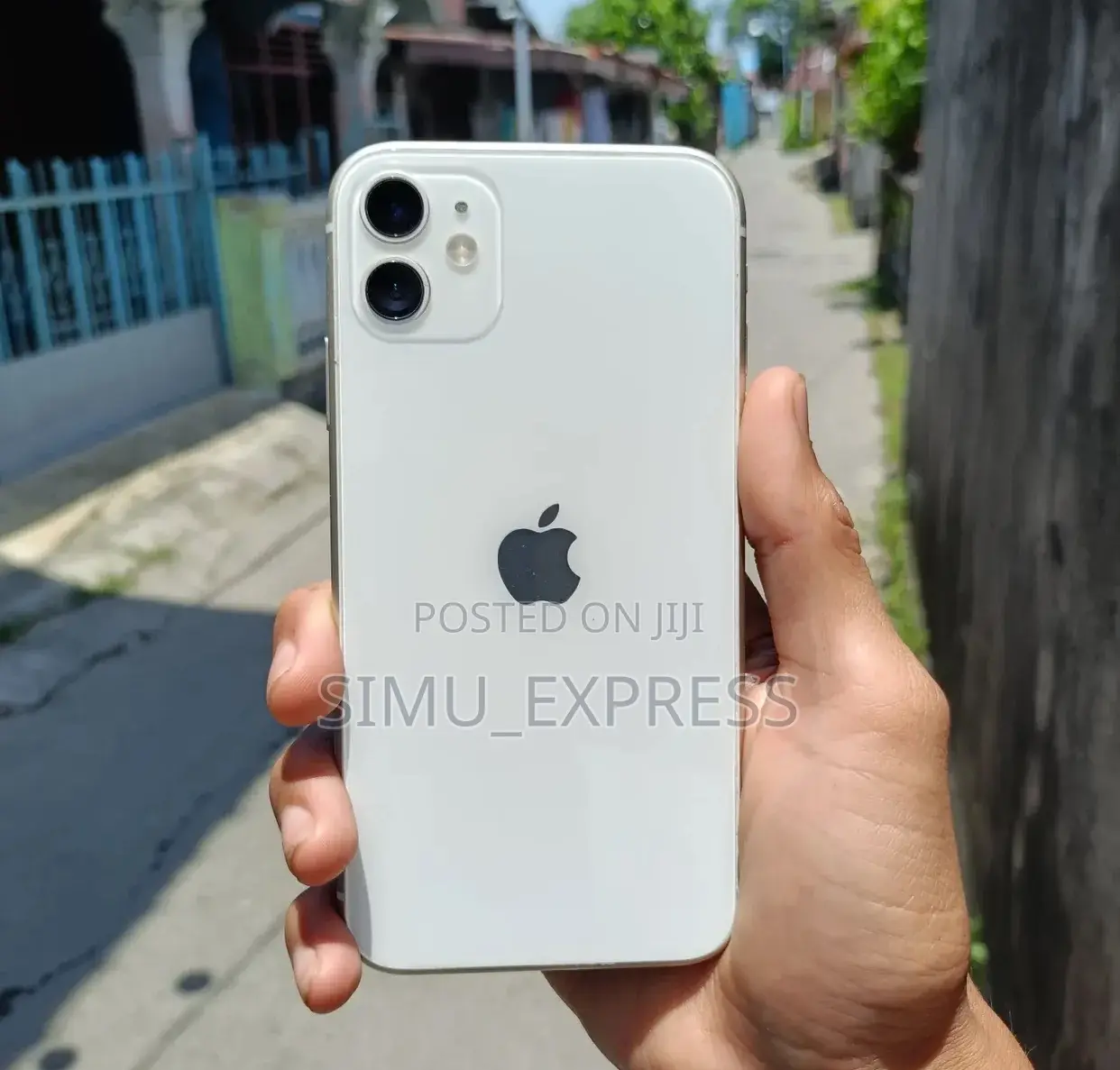 Apple iPhone 11 64 GB White