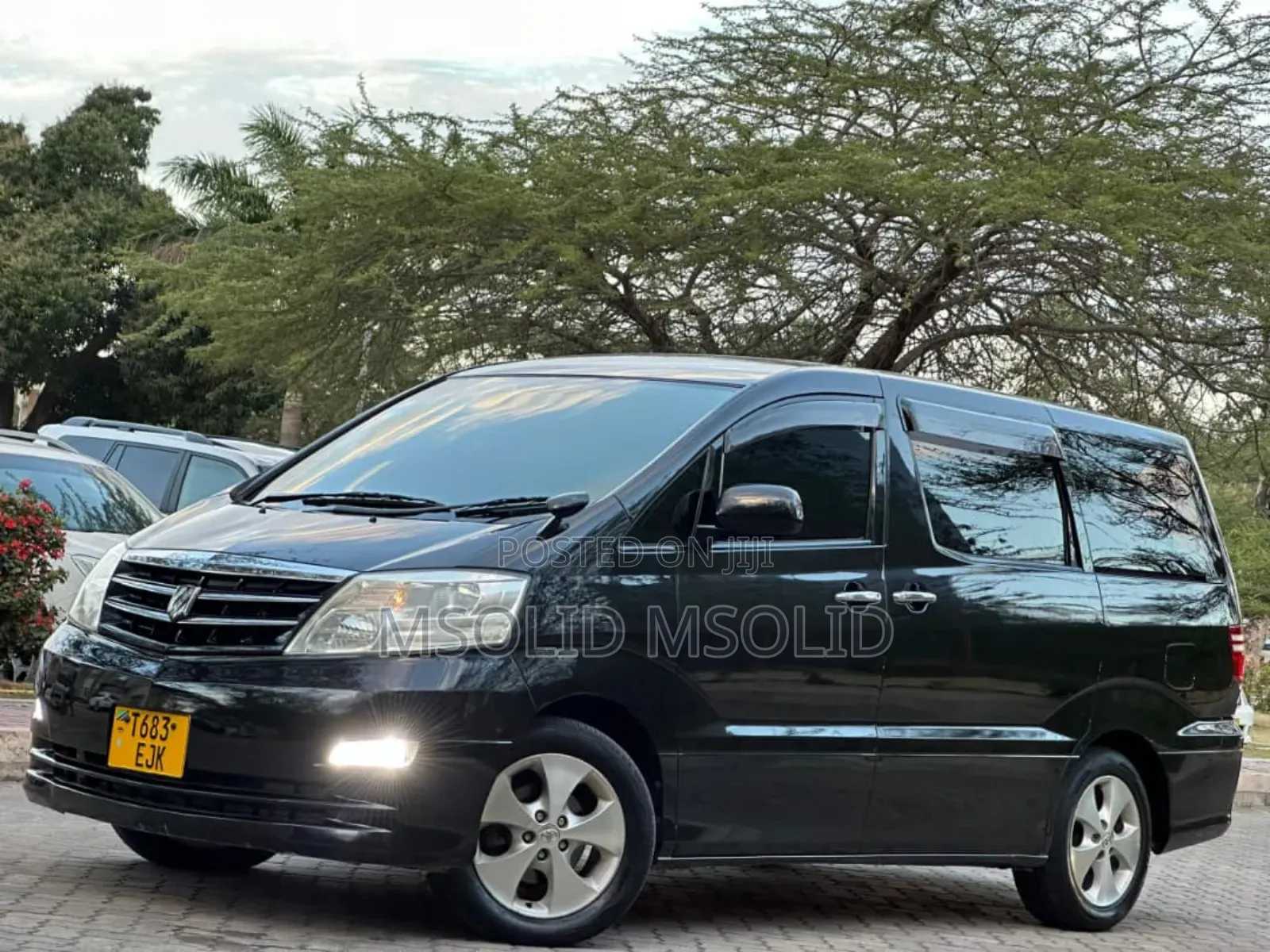 Toyota Alphard 2005 Black