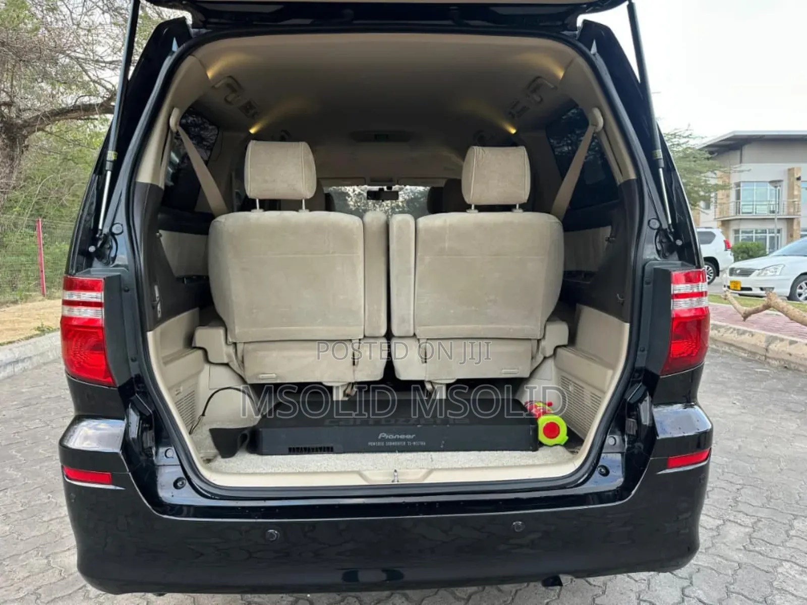 Toyota Alphard 2005 Black