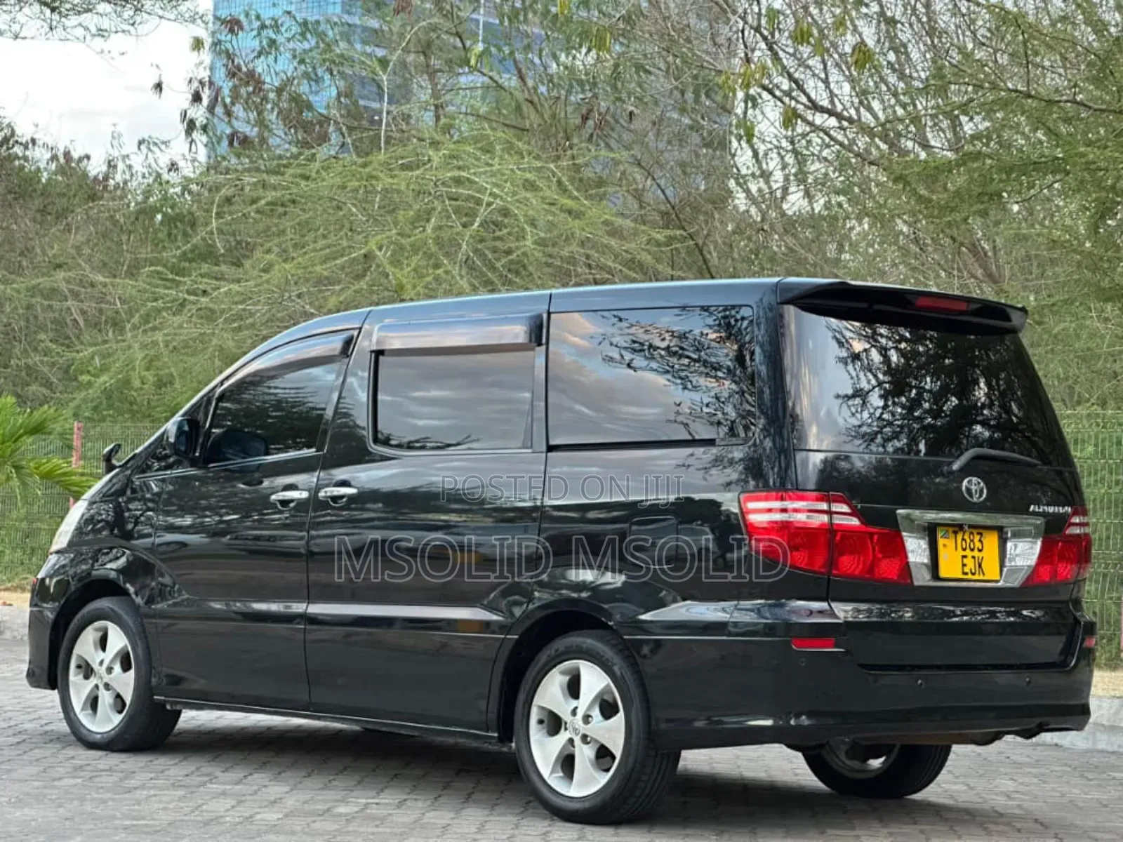 Toyota Alphard 2005 Black
