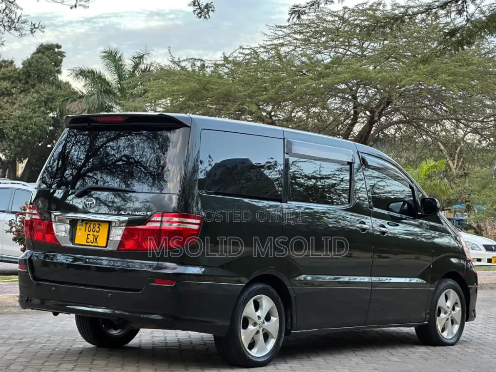 Toyota Alphard 2005 Black