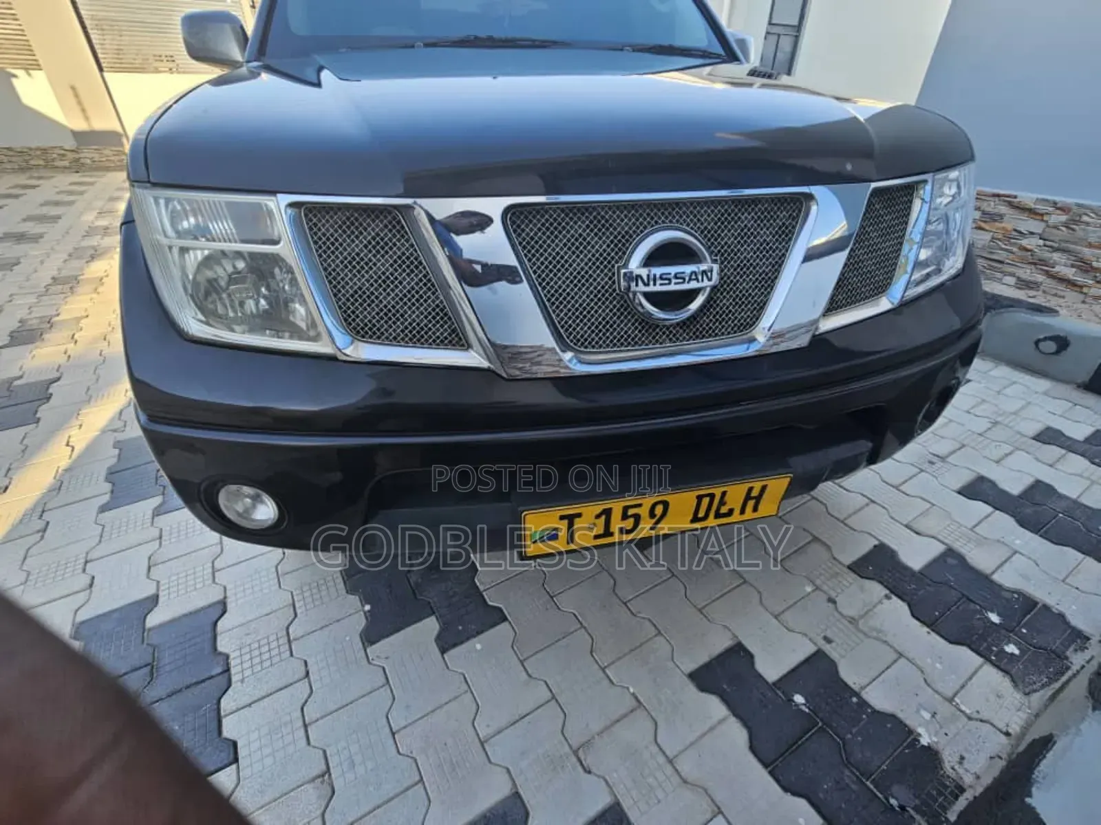 Nissan Navara 2006 Black