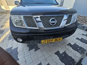 Nissan Navara 2006 Black