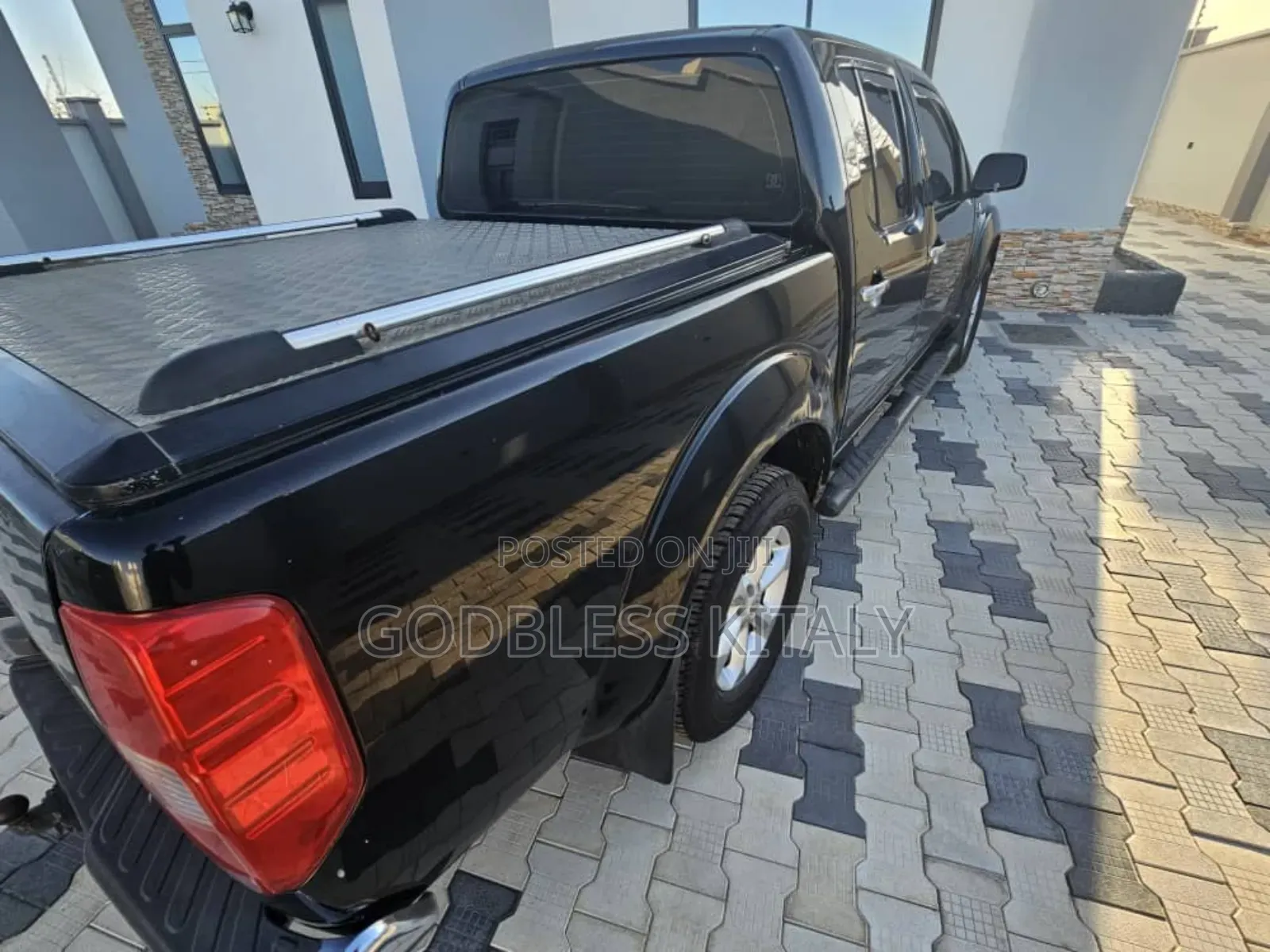 Nissan Navara 2006 Black