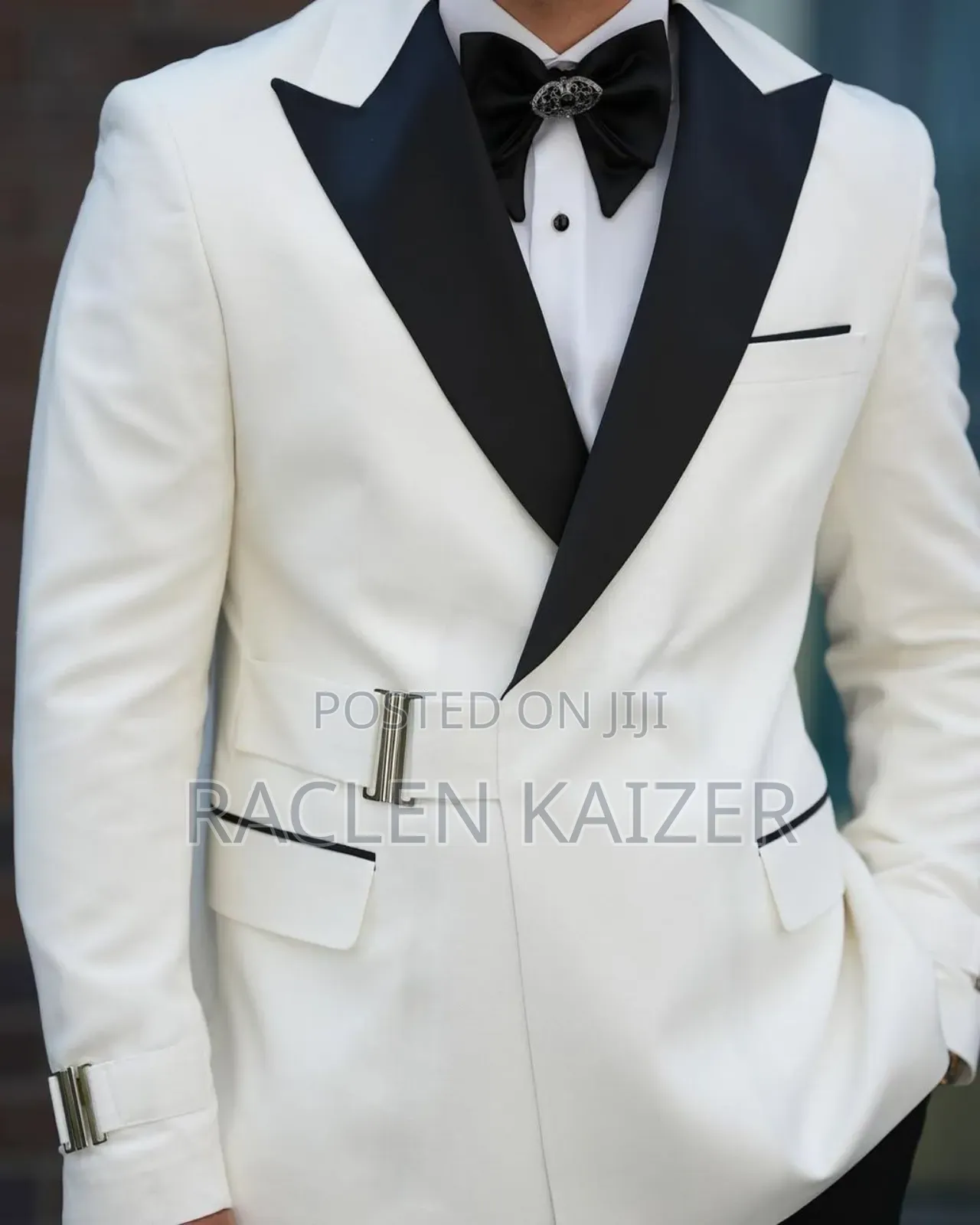 Crisp White Classic Formal Western-Style Suits