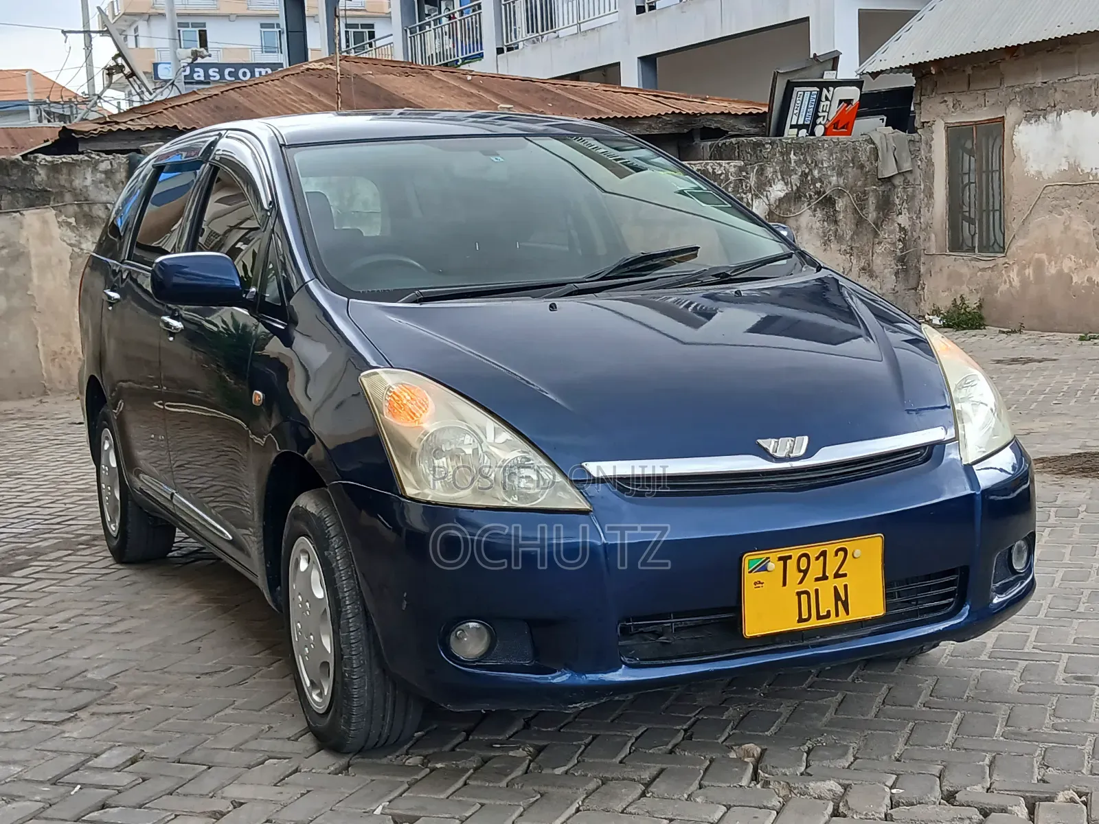 Toyota Wish 2005 Blue