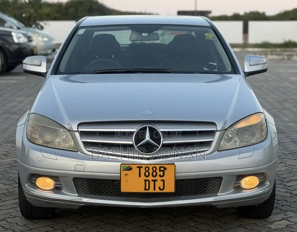 Mercedes-Benz C-Class 2007 Gray